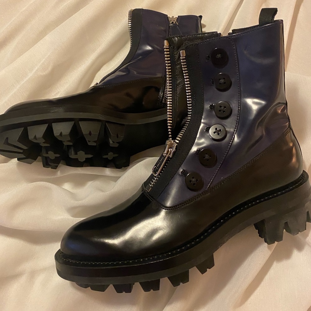 Genuine MIU MIU Black and Navy Blue Chunky Zipper Ankle Boots Sz 8.5